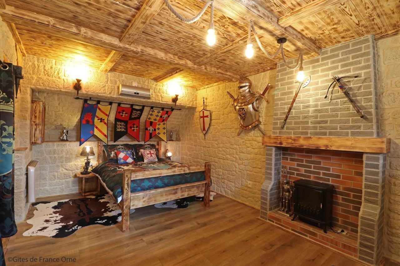 Chambre D'Hote Medieval Du Vieux Bourg Chailloue Exterior photo